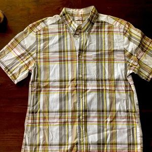Men’s short sleeve button down